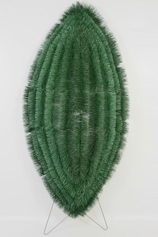 685 
